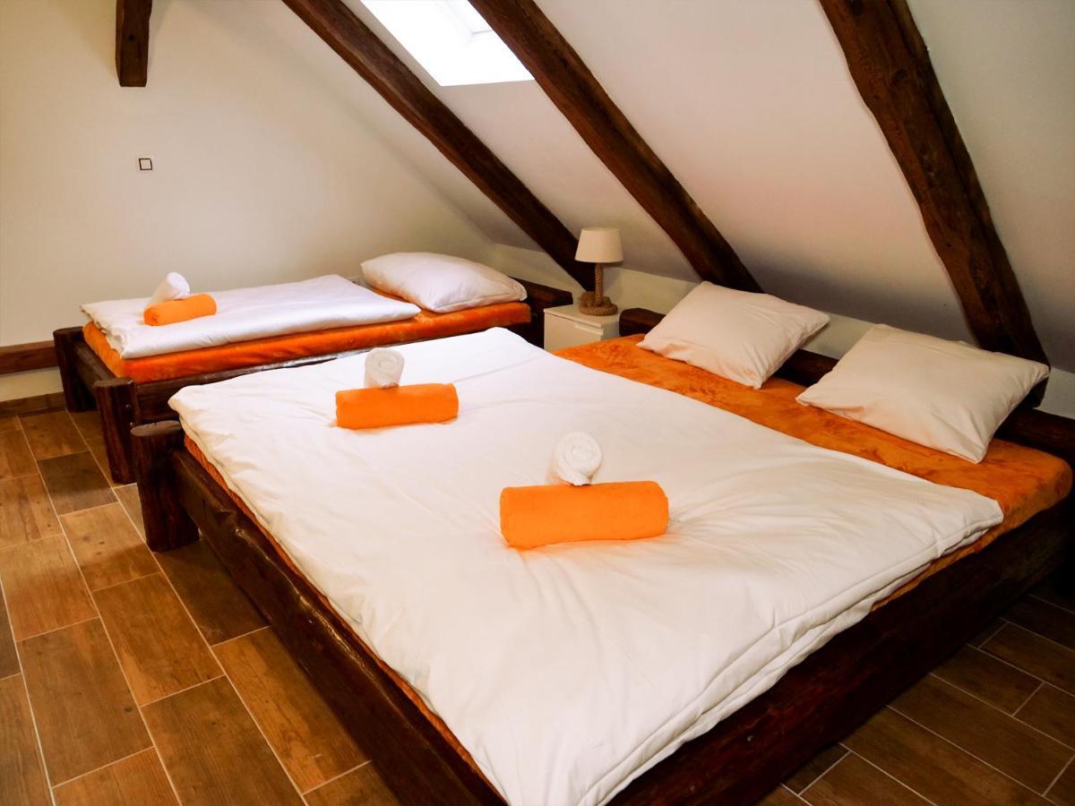 Apartmanovy Dum 13 Mezonet 1 Apartament